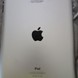 Apple Tablet - Sleek Silver Finish Generation 4